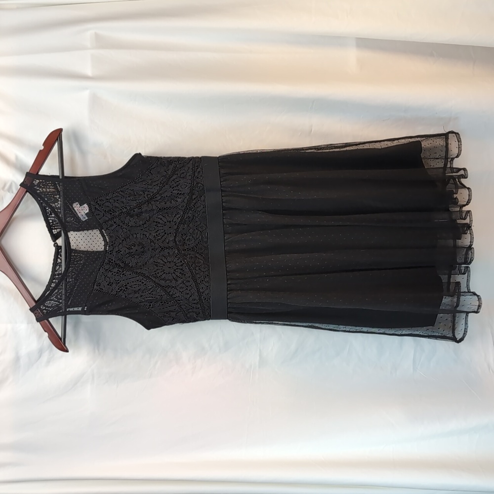 Black lace keyhole target mesh tulle Xhilaration dress with back zipper Sz S